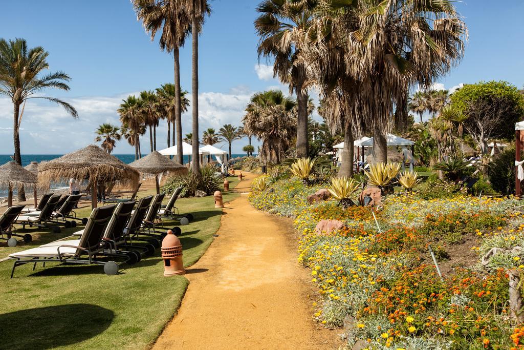 Bahia Beach Apartments Estepona Eksteriør billede