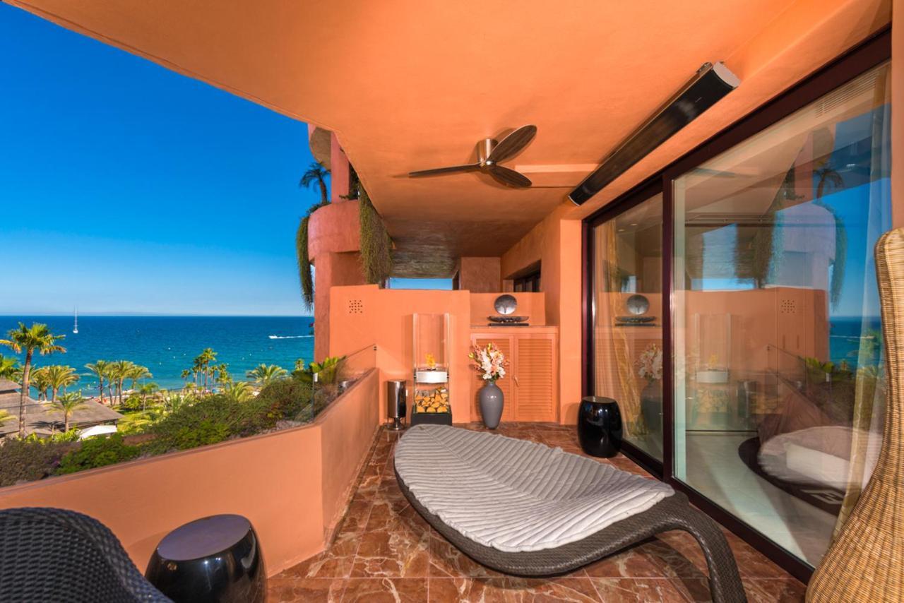 Bahia Beach Apartments Estepona Eksteriør billede