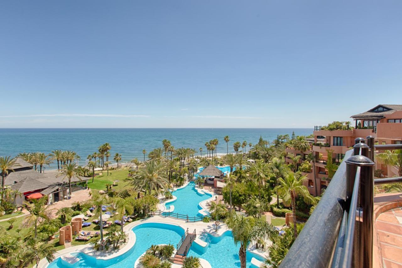 Bahia Beach Apartments Estepona Eksteriør billede